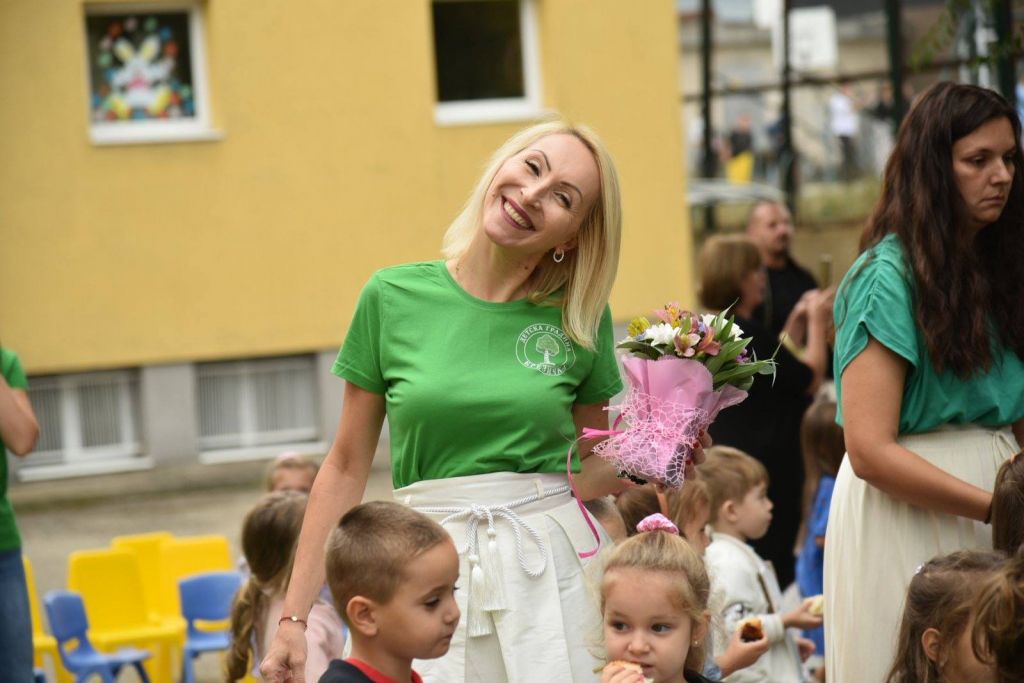 С надежда, вяра и любов... 4